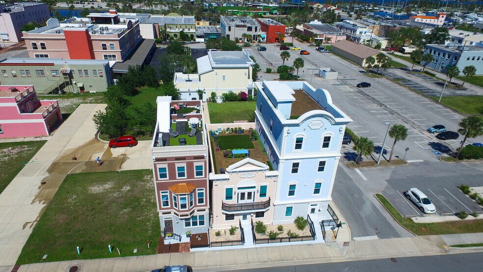 More Photos Of 215 S Palmetto Ave, Daytona Beach Office For Sale