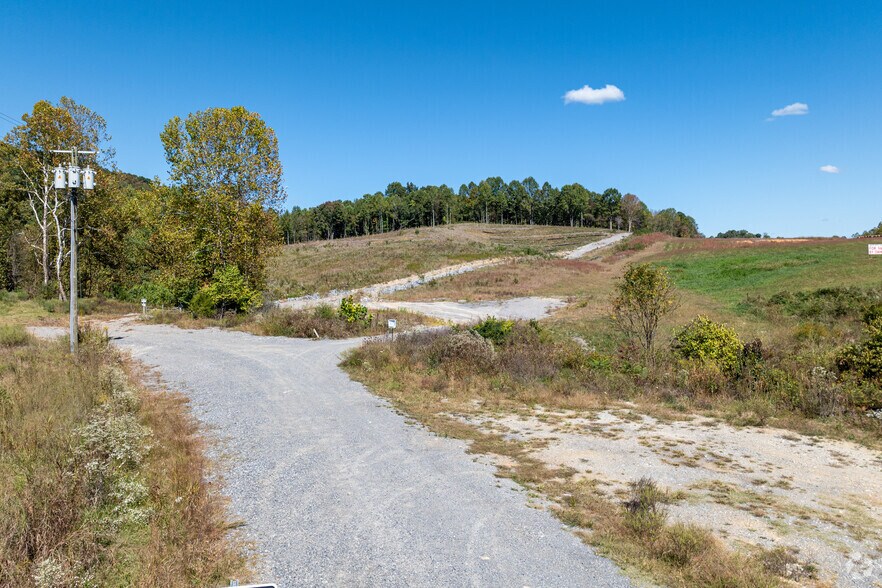More Photos Of Hwy 394 and I-81, Blountville Land For Sale