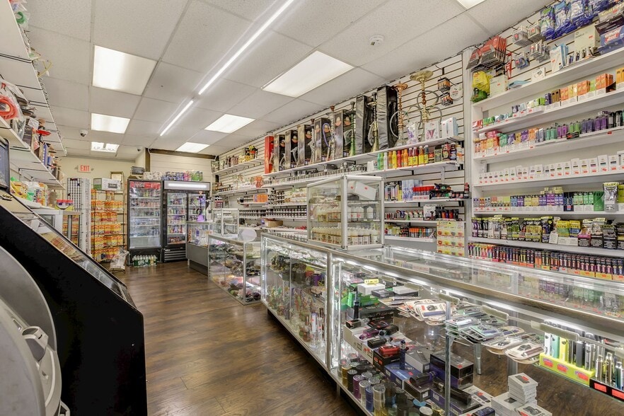 More Photos Of 724-726 Grand St, Jersey City Storefront Retail Residential For Sale