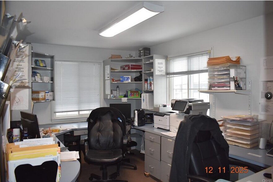 More Photos Of 4912 W Genesee St, Camillus Office For Sale