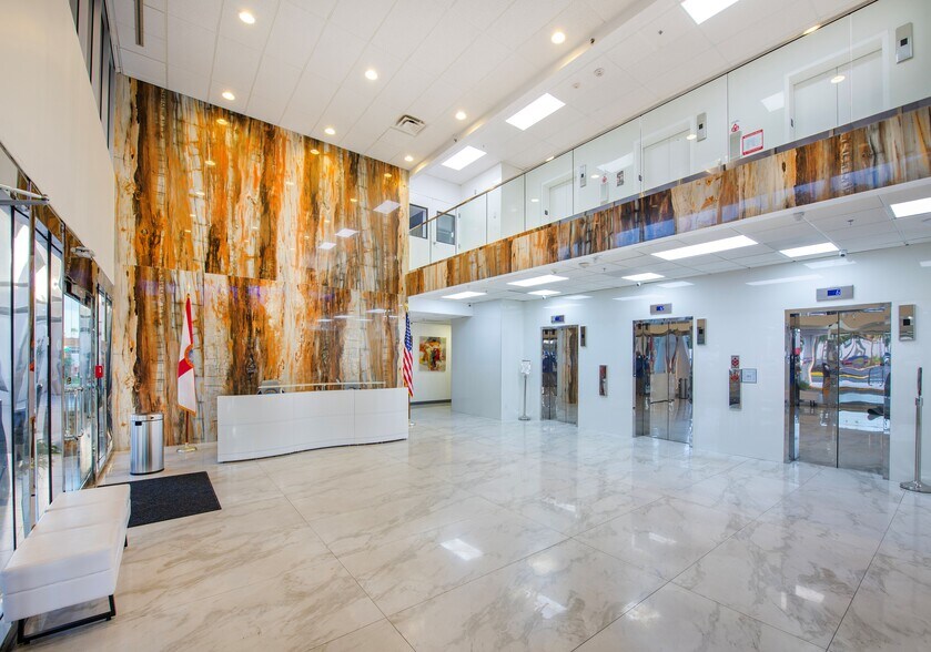 More Photos Of 410 S Ware Blvd, Tampa Loft Creative Space For Sale