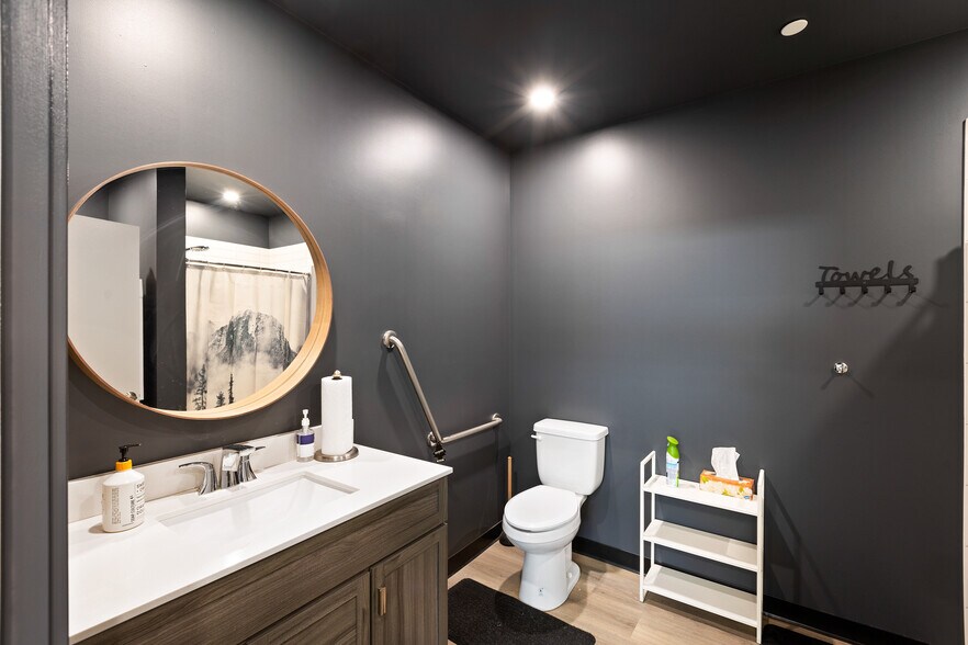 More Photos Of 1750 120 Av NE, Calgary Warehouse For Sale