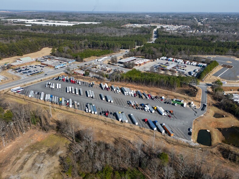 More Photos Of 2733 Forest Pky, Ellenwood Land For Lease