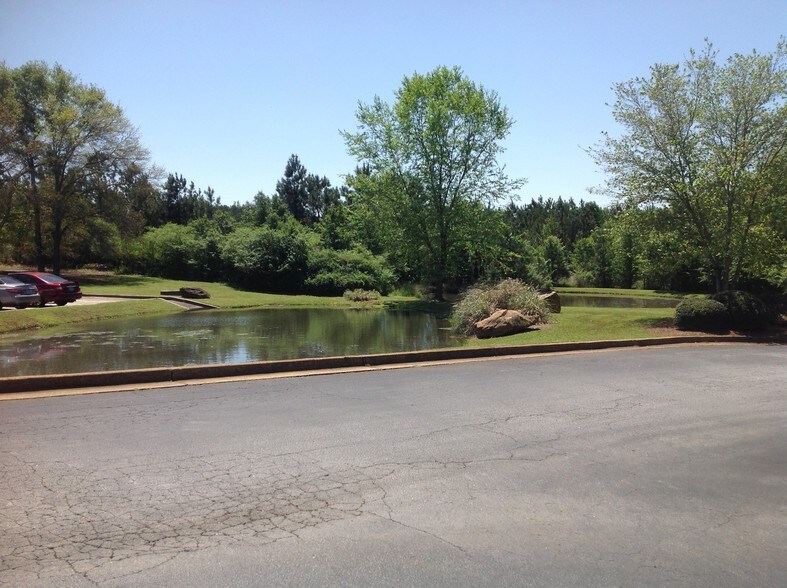 More Photos Of 997 Commerce Dr SW, Conyers Medical For Lease