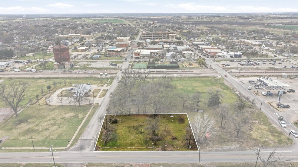 Primary Photo Of 212 Walnut st, Celina Land For Sale
