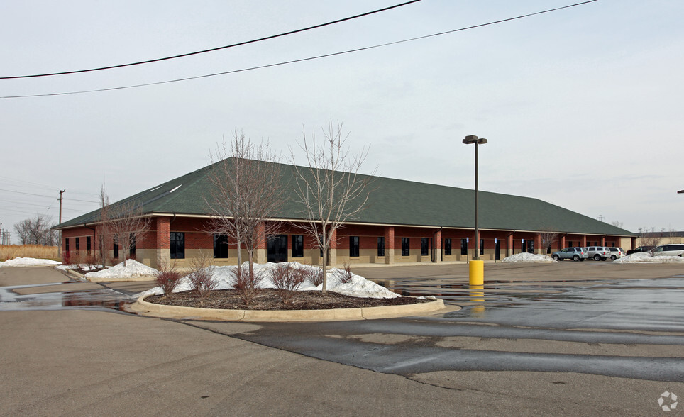 Primary Photo Of 20368 Van Horn Rd, Woodhaven Medical For Lease