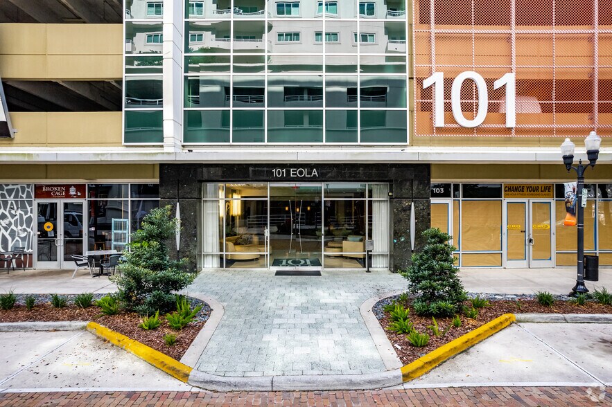 More Photos Of 101 S Eola Dr, Orlando Apartments For Lease
