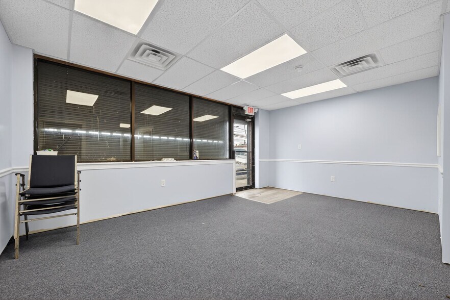 More Photos Of 3150 Willits Rd, Philadelphia Storefront Retail Office For Sale