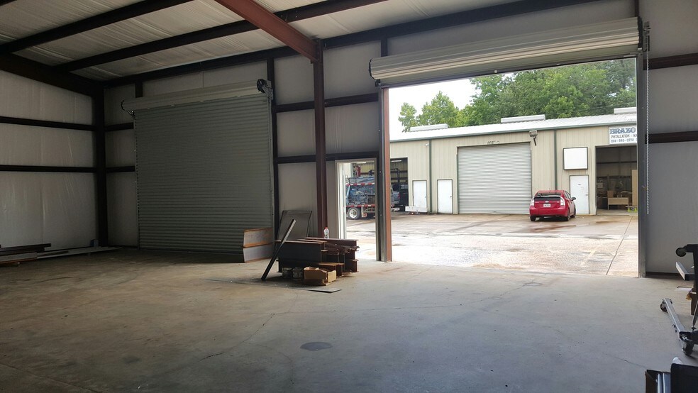 More Photos Of 8211 Fairbanks White Oak, Houston Unknown For Lease