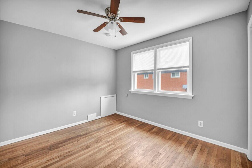 More Photos Of 885 S Green Rd, Cleveland Apartments For Sale