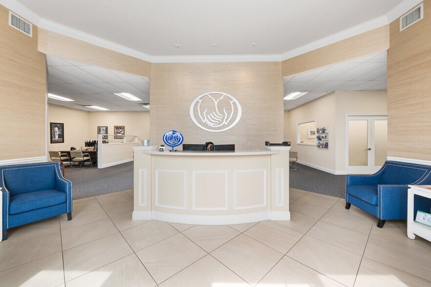 More Photos Of 11 W State Road 84, Fort Lauderdale Office For Lease