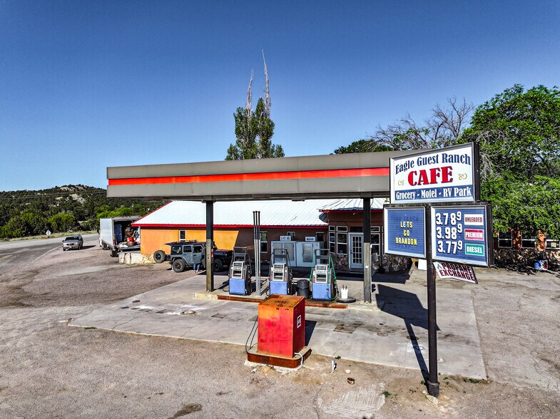 More Photos Of 1 Highway 60, Datil Service Station For Sale