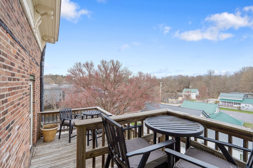 More Photos Of 1880 House Bed & Breakfast, Pulaski Hotel For Sale