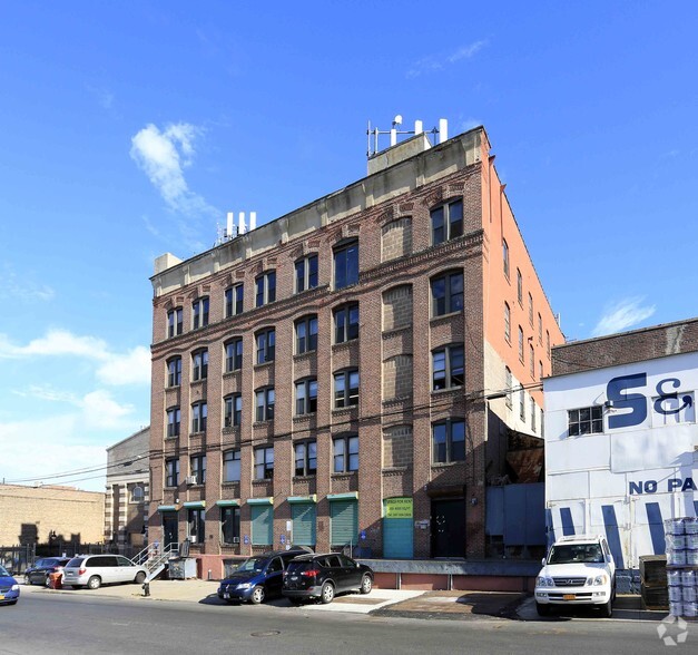 Primary Photo Of 605 E 132nd St, Bronx Flex For Lease