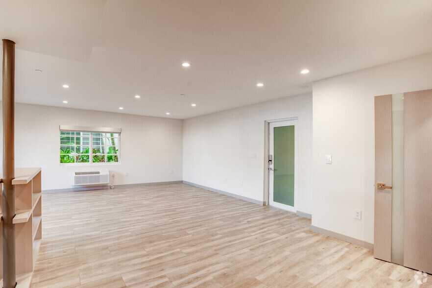 More Photos Of 8035-8045 Abbott Ave, Miami Beach Apartments For Sale