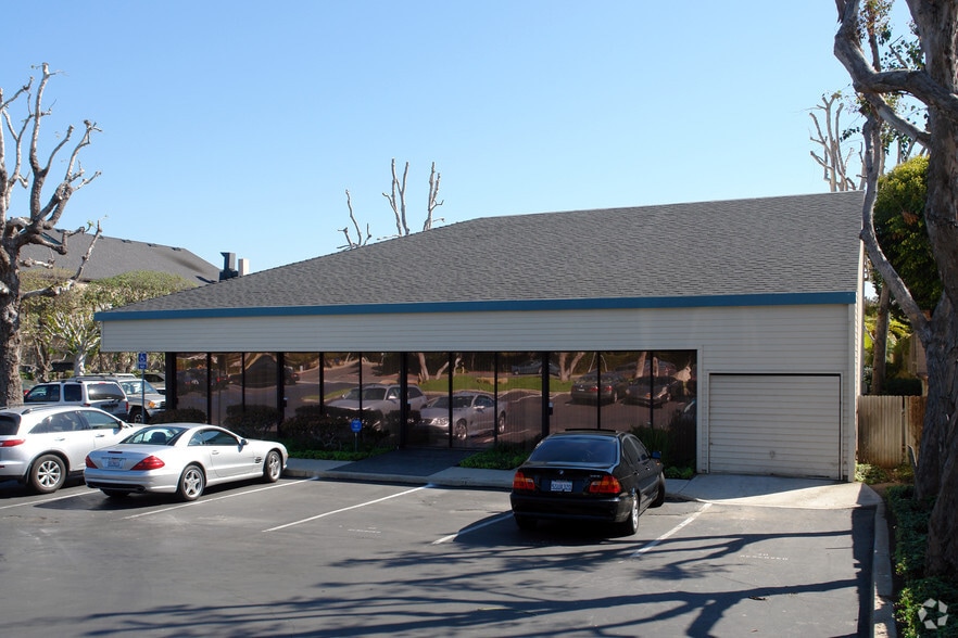 More Photos Of 777 S Highway 101, Solana Beach Office For Lease