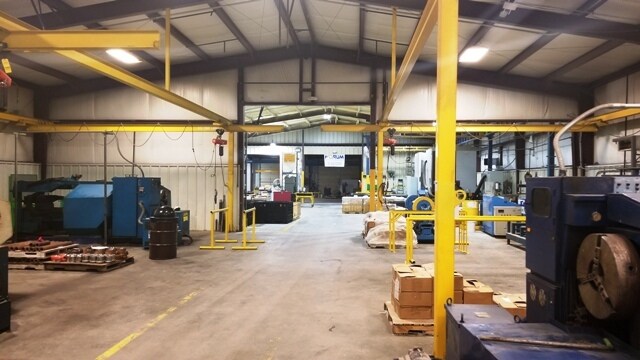 More Photos Of 1750 US-77, Davis Manufacturing For Lease