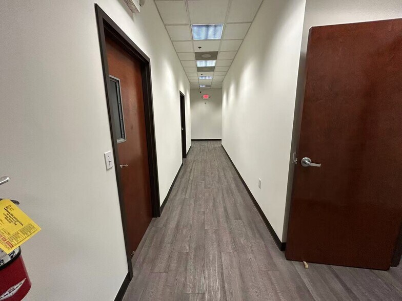 More Photos Of 975 Cobb Place Blvd NW, Kennesaw Light Distribution For Lease