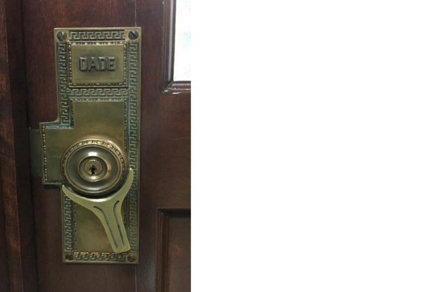 More Photos Of 73 W Flagler St, Miami Office For Sale