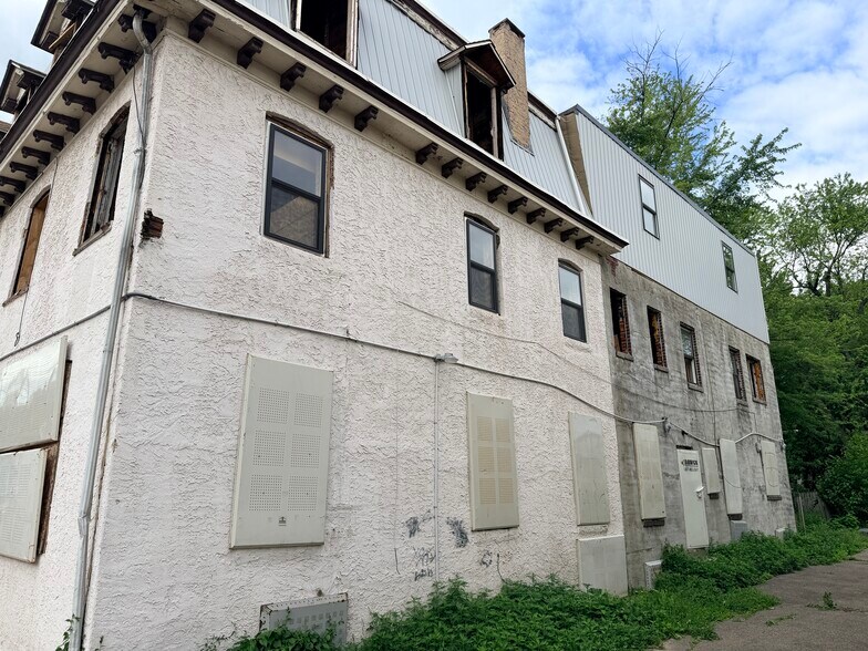 More Photos Of 1115 Upland St, Chester Apartments For Sale