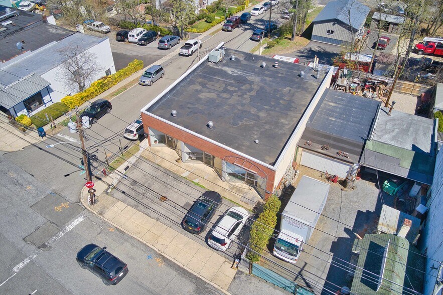 More Photos Of 22-26 Railroad Ave, Glen Head Freestanding For Sale