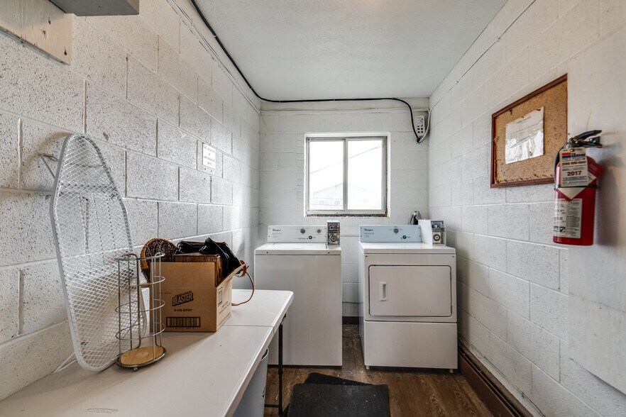 More Photos Of 2615 Ellet Ave, Akron Apartments For Sale