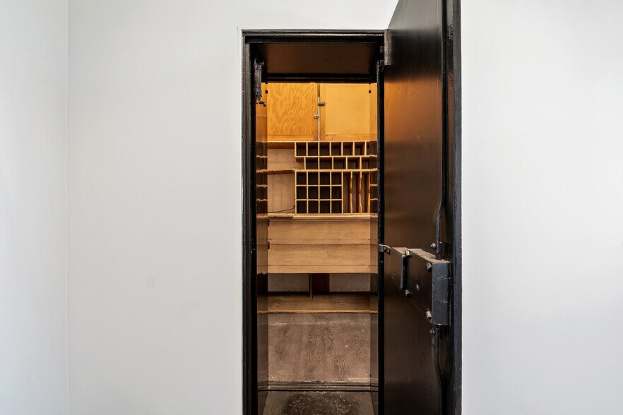 More Photos Of 2 S Main St, Pittston Loft Creative Space For Lease