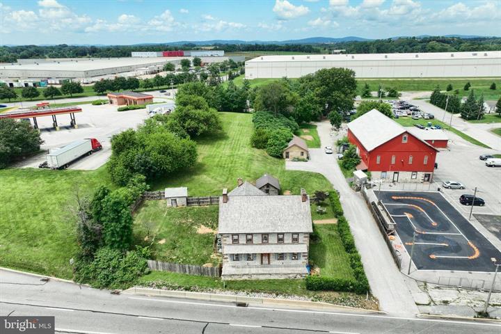 More Photos Of 4415 W Market St, York Specialty For Sale