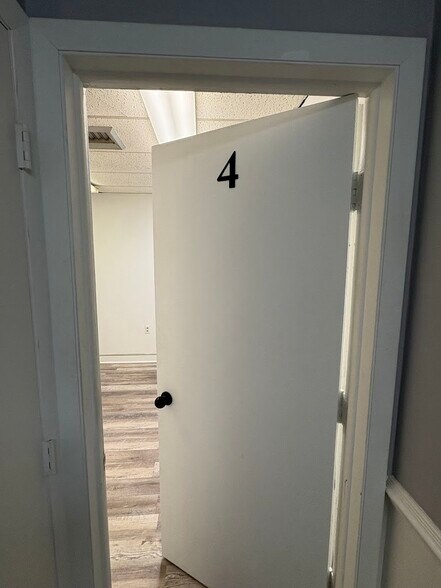 More Photos Of 603 J Clyde Morris Blvd, Newport News Medical For Lease