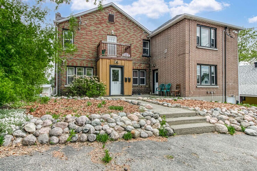 More Photos Of 22 Whittaker St, Sudbury Multifamily For Sale