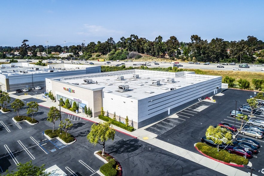 More Photos Of 25222-25902 El Paseo Rd, Mission Viejo Unknown For Lease