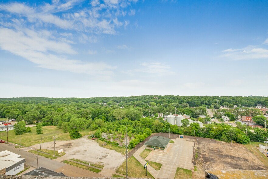 More Photos Of 224 Main St, Marseilles Industrial For Sale