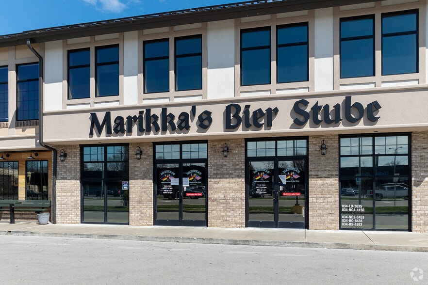 More Photos Of 411 Southland Dr, Lexington Restaurant For Sale