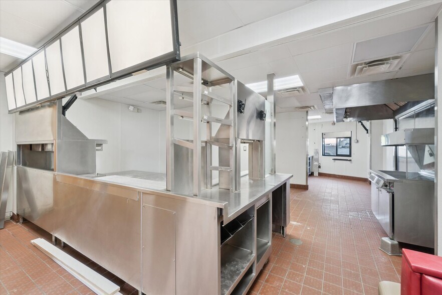 More Photos Of 1601 Butler Ave, Tybee Island Restaurant For Lease