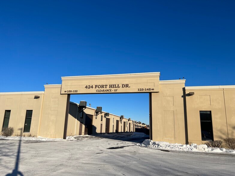 Primary Photo Of 424 Fort Hill Dr, Naperville Warehouse For Sale