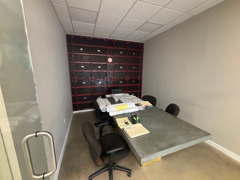 More Photos Of 61 Brightside Ave, Central Islip Warehouse For Sale