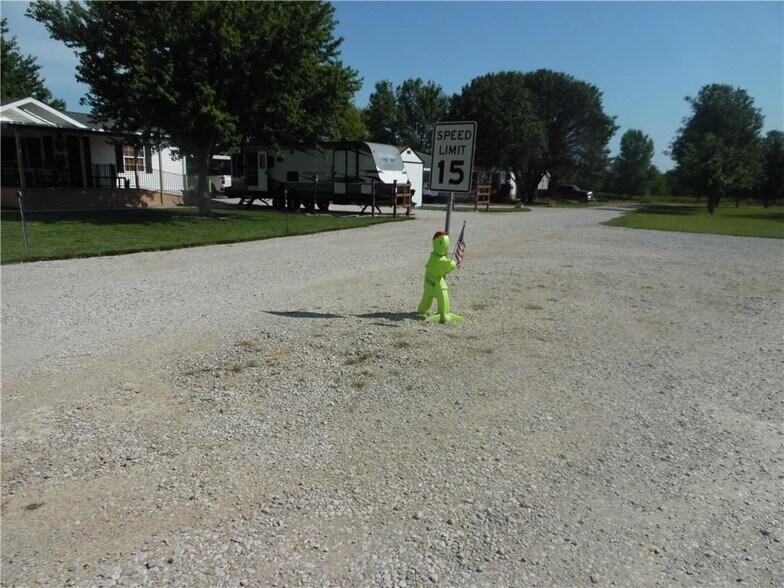 More Photos Of 22975 Highway 368, Vassar Specialty For Sale