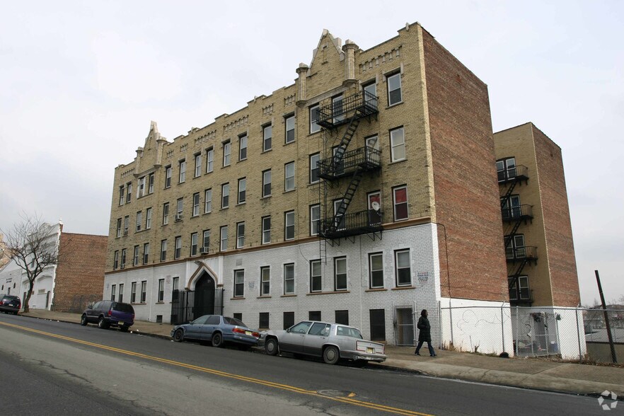 More Photos Of , Newark Multifamily For Sale