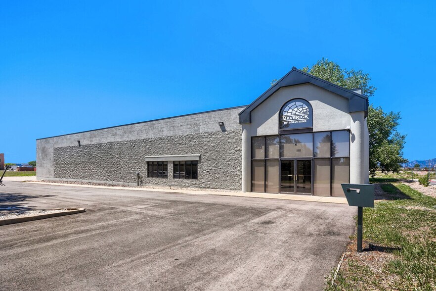 More Photos Of 573 S Arthur Ave, Louisville Warehouse For Sale