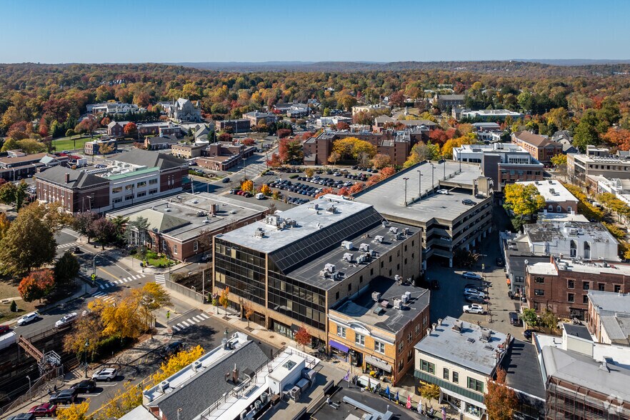 More Photos Of 47 Maple St, Summit Office For Sale