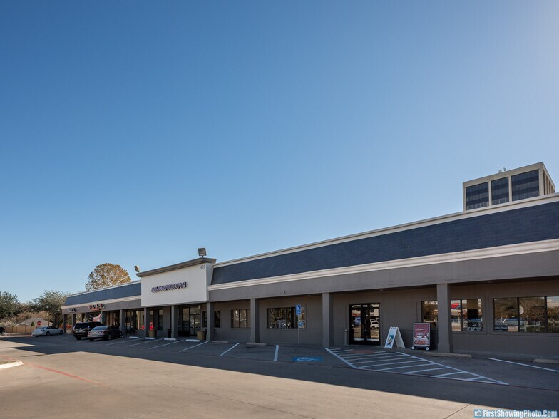More Photos Of 620 N Coit Rd, Richardson Unknown For Lease