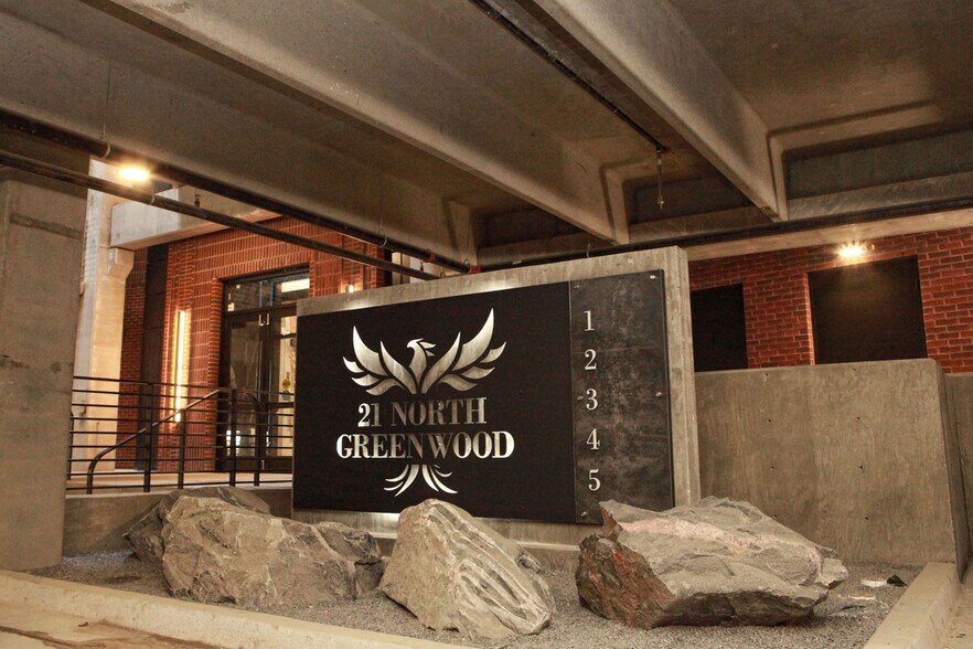 More Photos Of 21 N Greenwood Ave, Tulsa Office For Lease