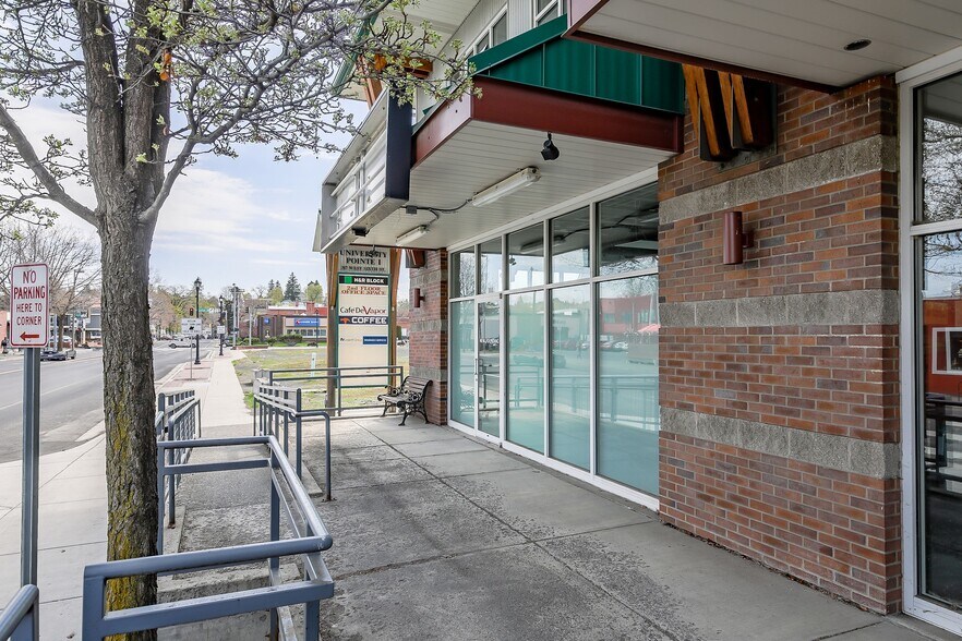 More Photos Of 317 W 6th St, Moscow Storefront Retail Office For Lease