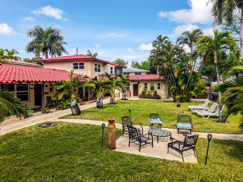 More Photos Of 2625 NE 13th Ct, Fort Lauderdale Apartments For Sale