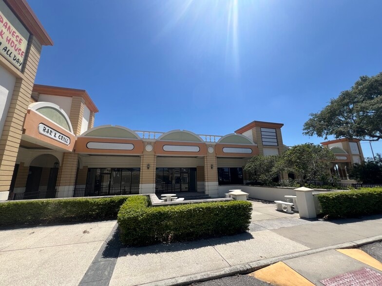 More Photos Of 13505 Icot Blvd, Clearwater Unknown For Lease