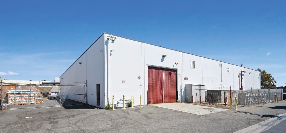 More Photos Of 1511 E Edinger Ave, Santa Ana Manufacturing For Lease