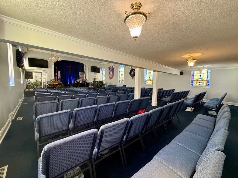 More Photos Of 914 Person St, Fayetteville Religious Facility For Sale