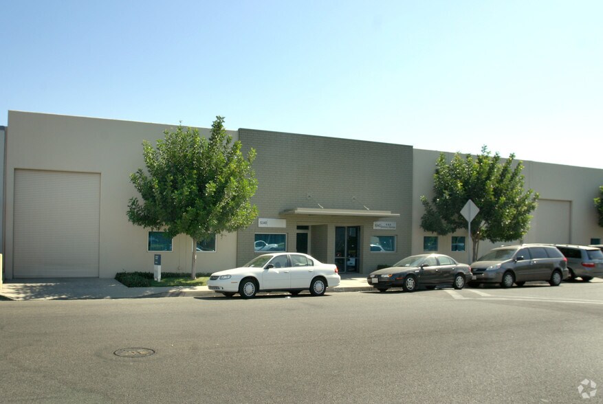 Primary Photo Of 15340-15362 Texaco Ave, Paramount Warehouse For Lease