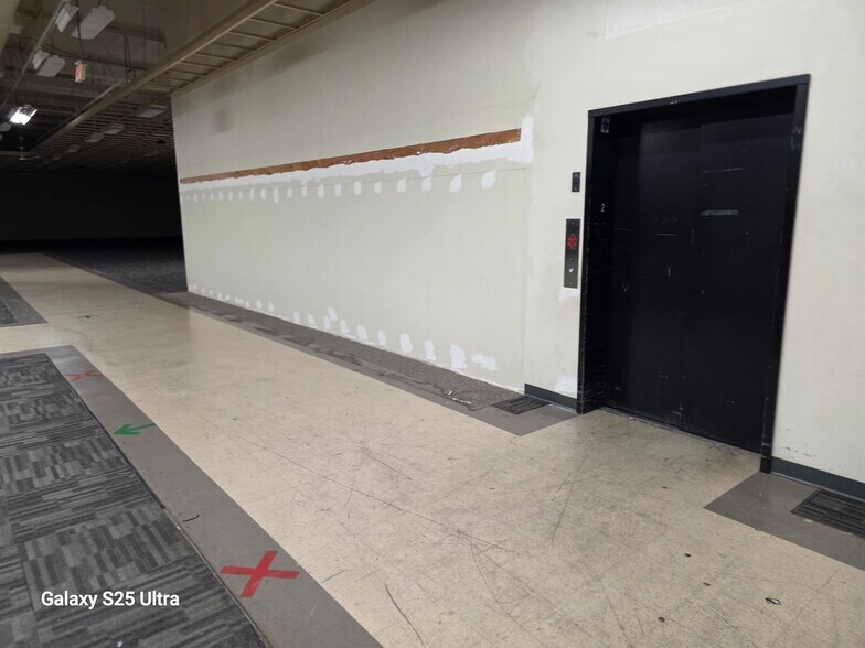 More Photos Of 3870 Tyler St, Riverside Freestanding For Lease