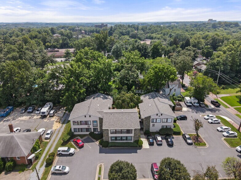More Photos Of 101 Chestnut St, Gaithersburg Office For Sale
